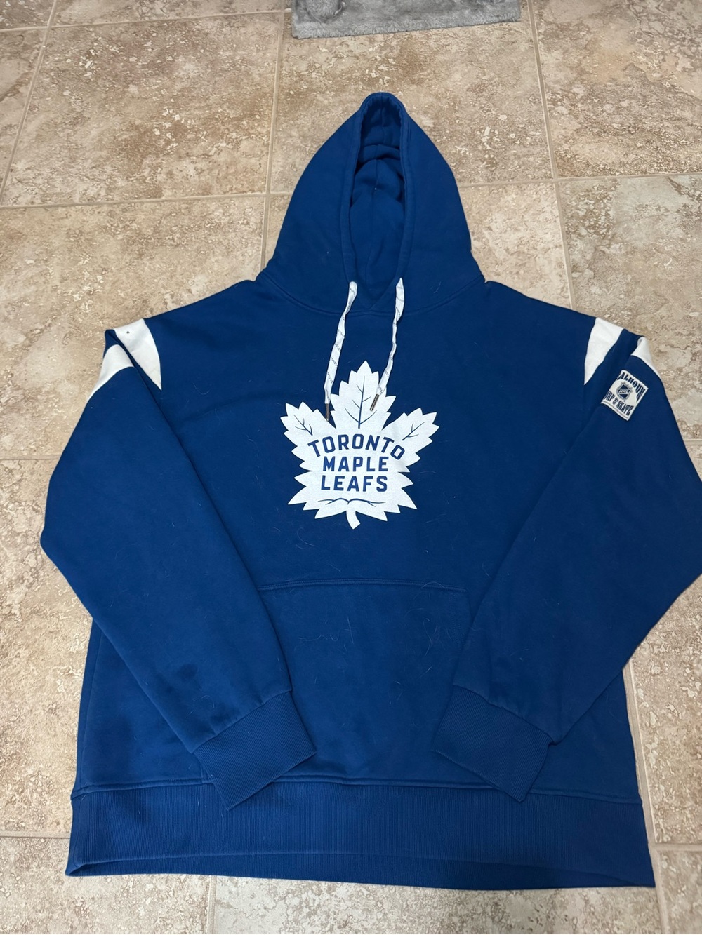 Toronto Maple Leafs Blue Pullover Hoodie - NHL Team Sweatshirt